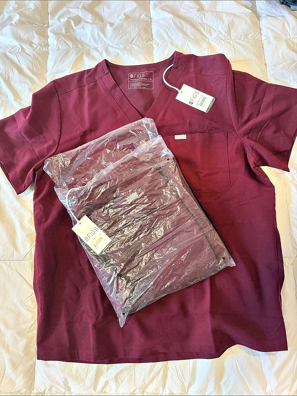 FIGS M_CHASE THREE-POCKET TOP and M_PI SCO BASIC PANTS Scrub Set-red XL